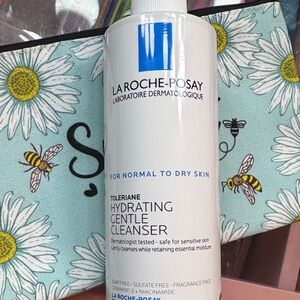 La Roche-Posay Toleriane Hydrating Gentle Cleanser - White